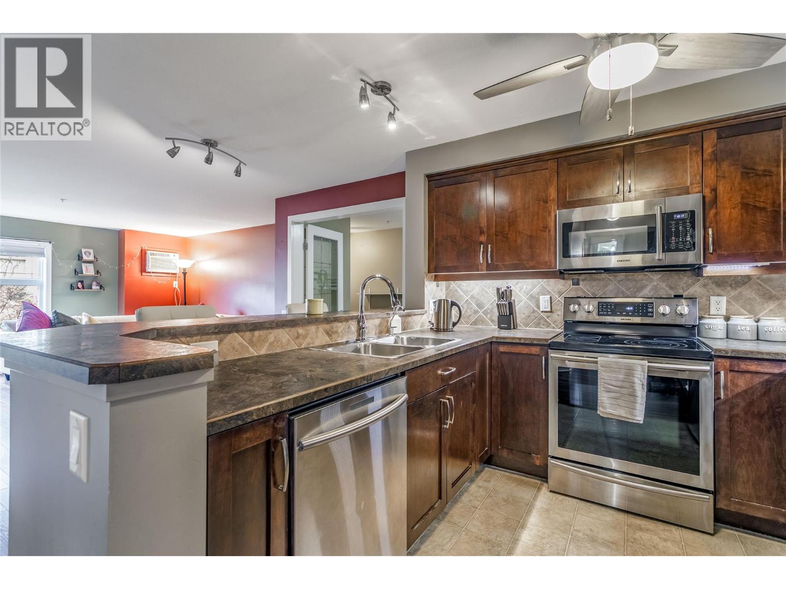 515 Houghton Road Unit# 221, Kelowna