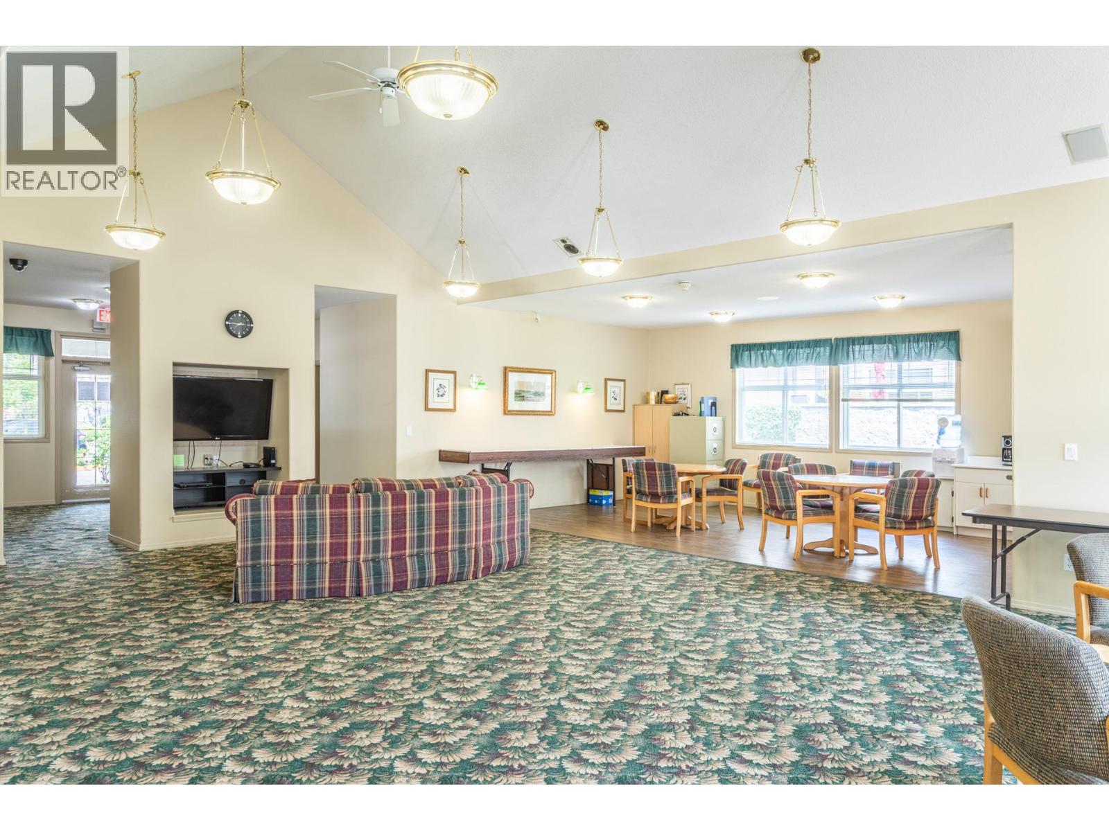 515 Houghton Road Unit# 221, Kelowna