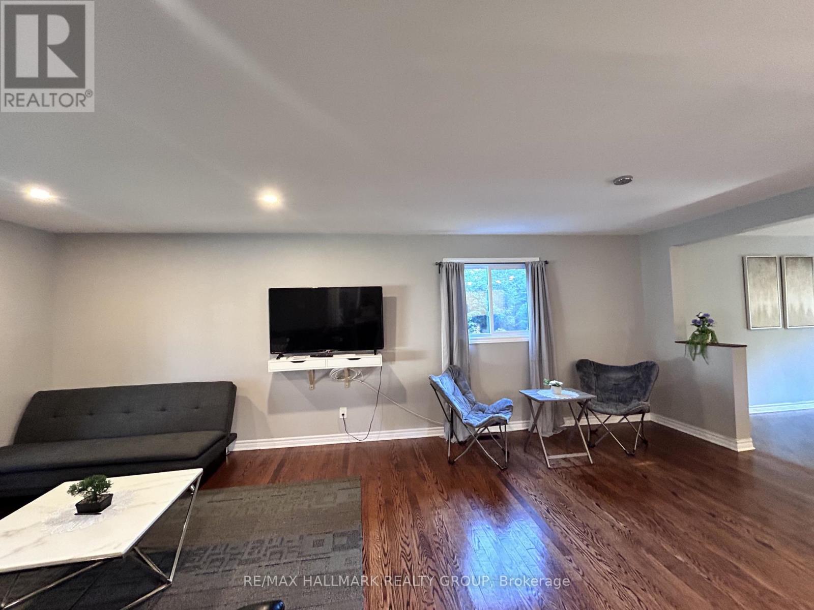 18 FOREST PARK AVENUE - 4