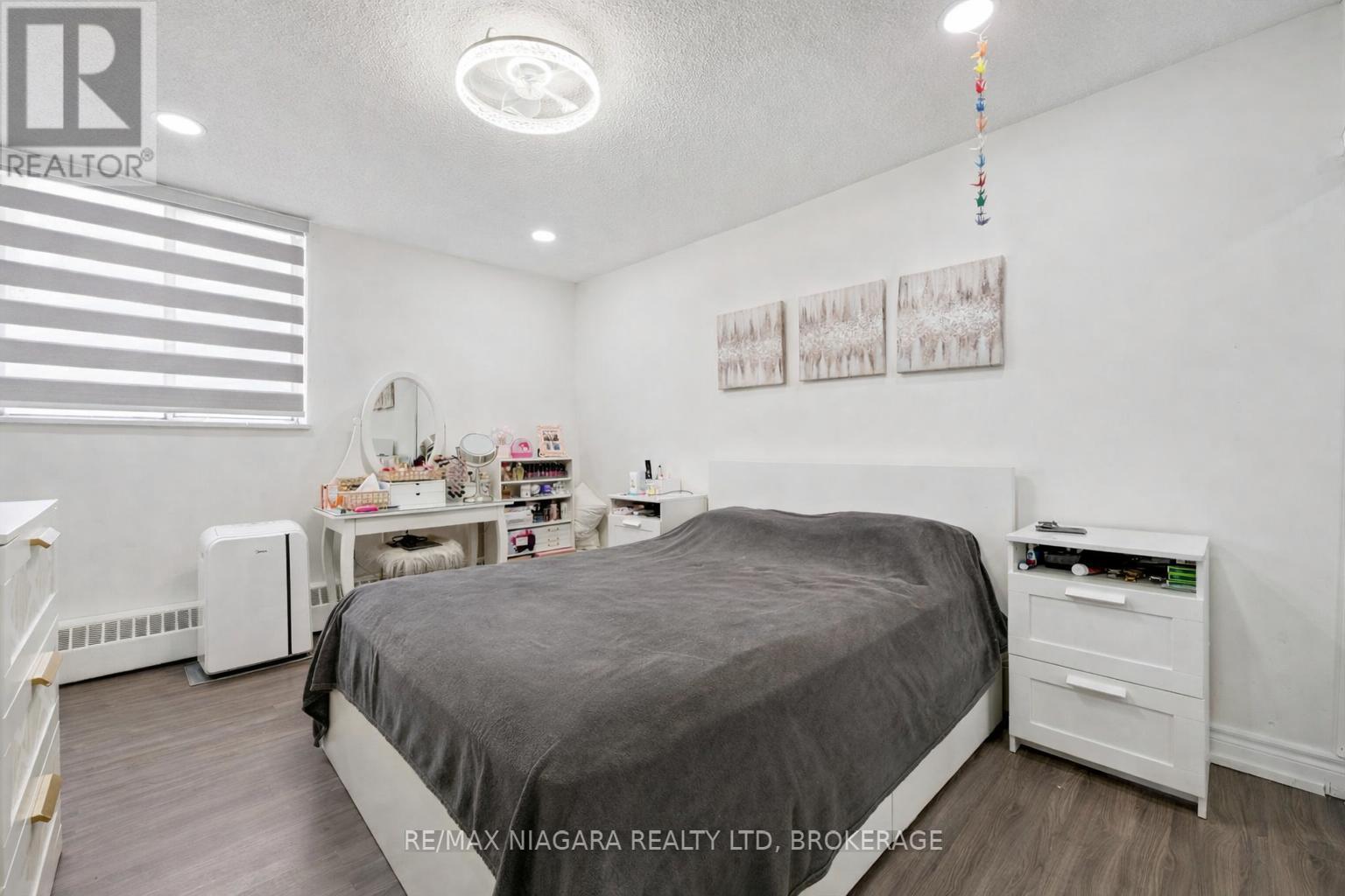 #2306 340 DIXON ROAD - 13
