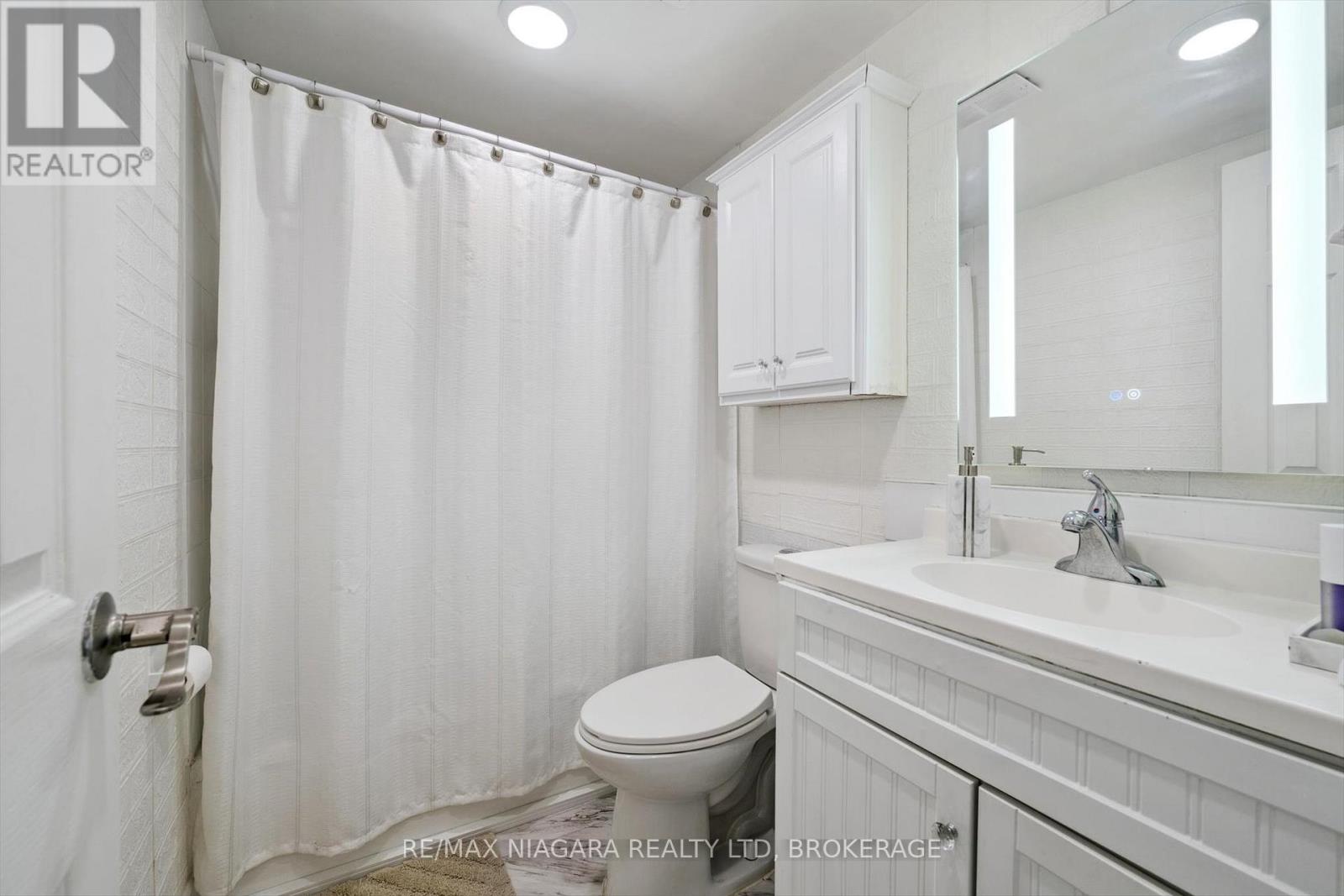 #2306 340 DIXON ROAD - 17