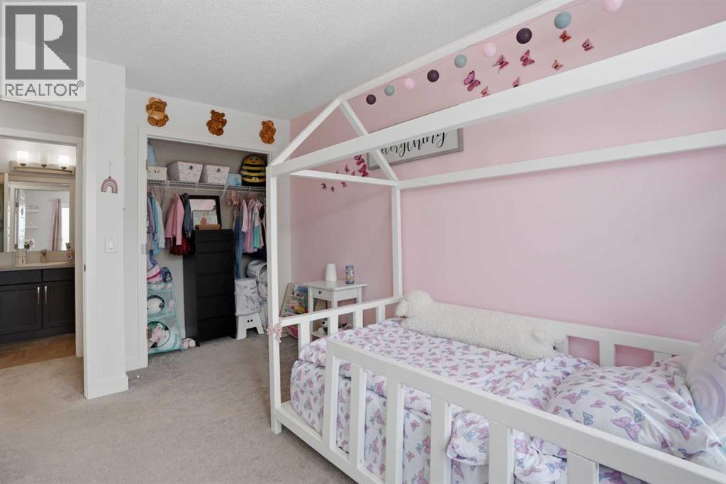 Single Family House for Sale in  Masters Manor SE Mahogany Calgary 