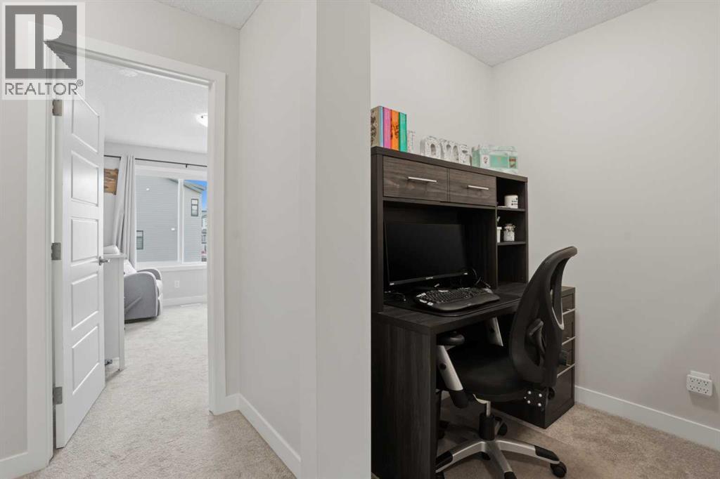 Single Family House for Sale in  Masters Manor SE Mahogany Calgary 