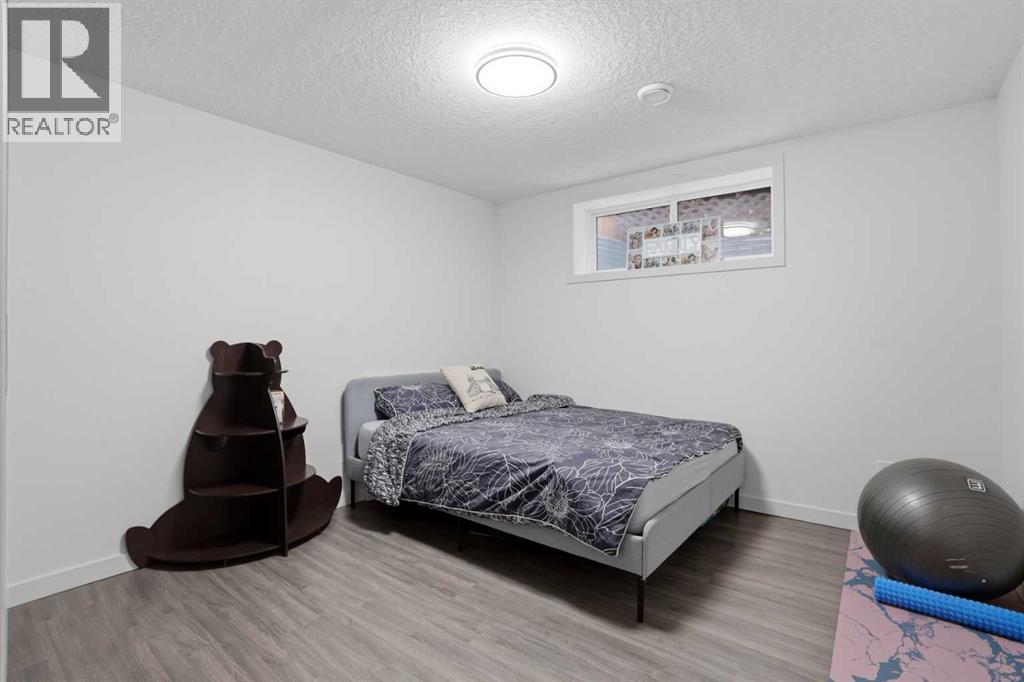 Single Family House for Sale in  Masters Manor SE Mahogany Calgary 