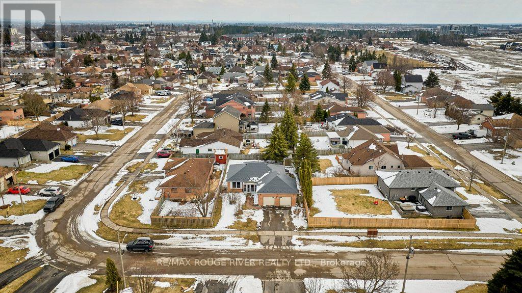 34 CEDAR COURT - 30