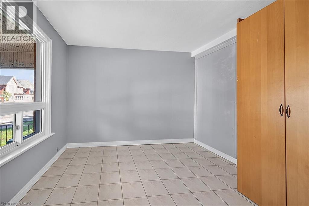 509 COLBORNE STREET - 11