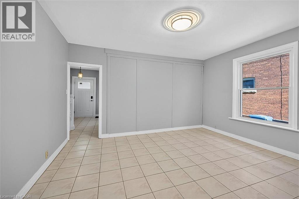 509 COLBORNE STREET - 14