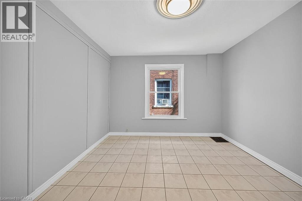 509 COLBORNE STREET - 15