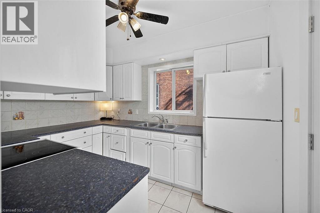 509 COLBORNE STREET - 21