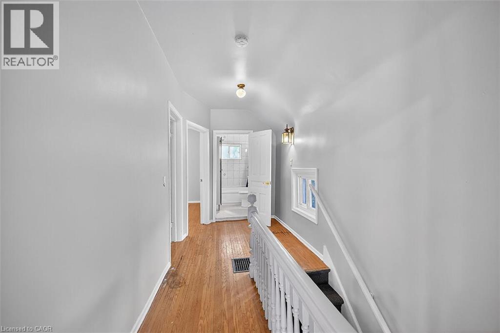 509 COLBORNE STREET - 28
