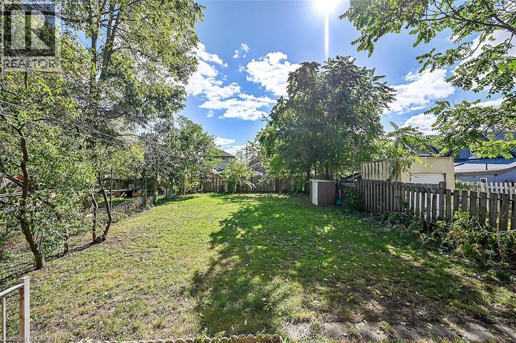 509 COLBORNE STREET - 40