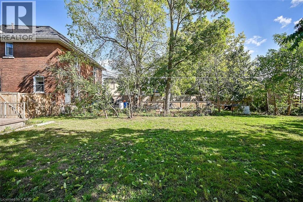 509 COLBORNE STREET - 42