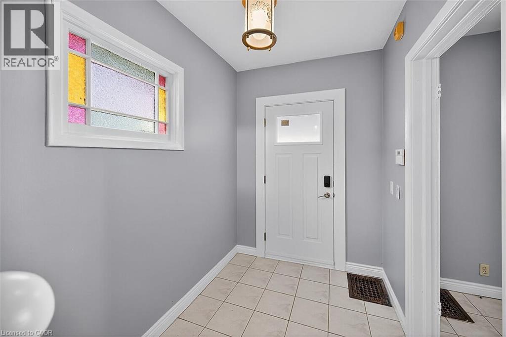 509 COLBORNE STREET - 6