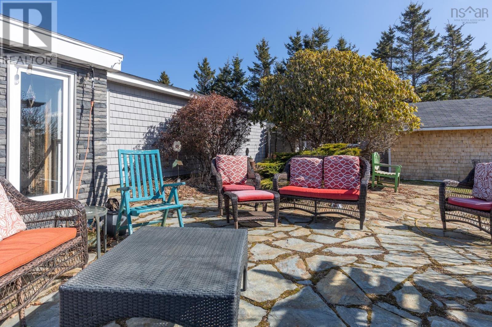 36 GREEN ROCK DRIVE - 11
