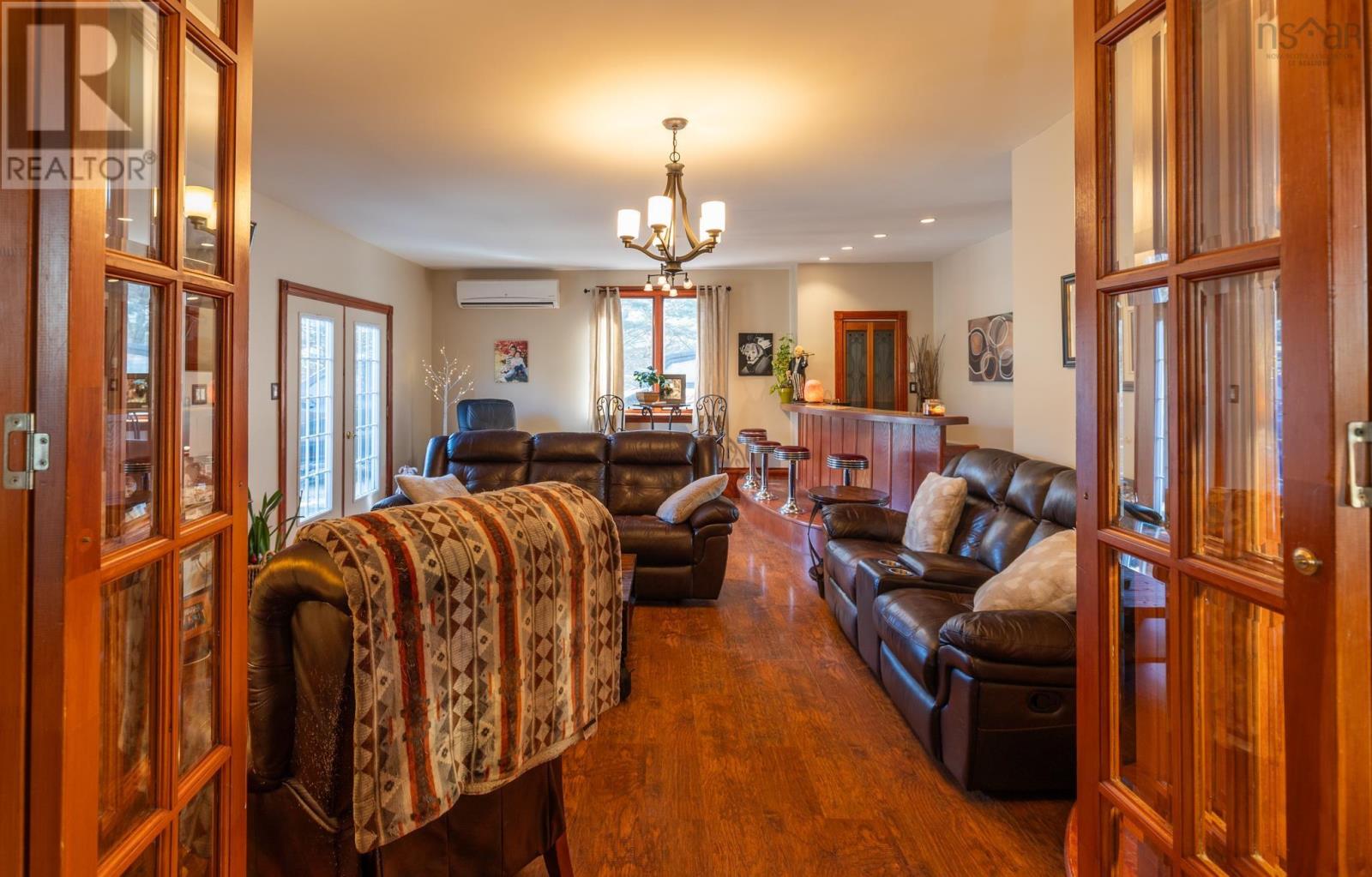 36 GREEN ROCK DRIVE - 32