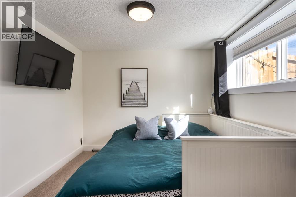 Single Family House 3 Level for Sale in  A Street SE Ogden Calgary 