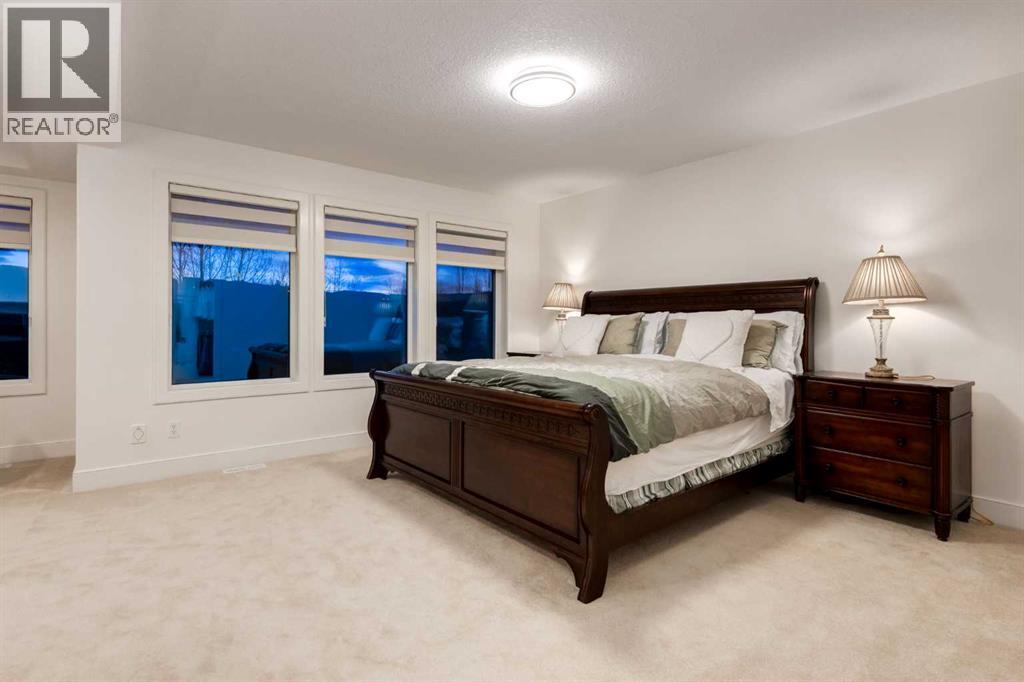 Single Family House for Sale in  Aspen Stone Road SW Aspen Woods Calgary 