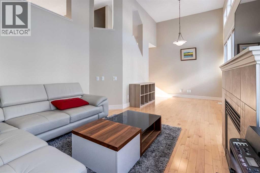 Single Family House 4 Level for Sale in  Royal Oak Plaza NW Royal Oak Calgary 