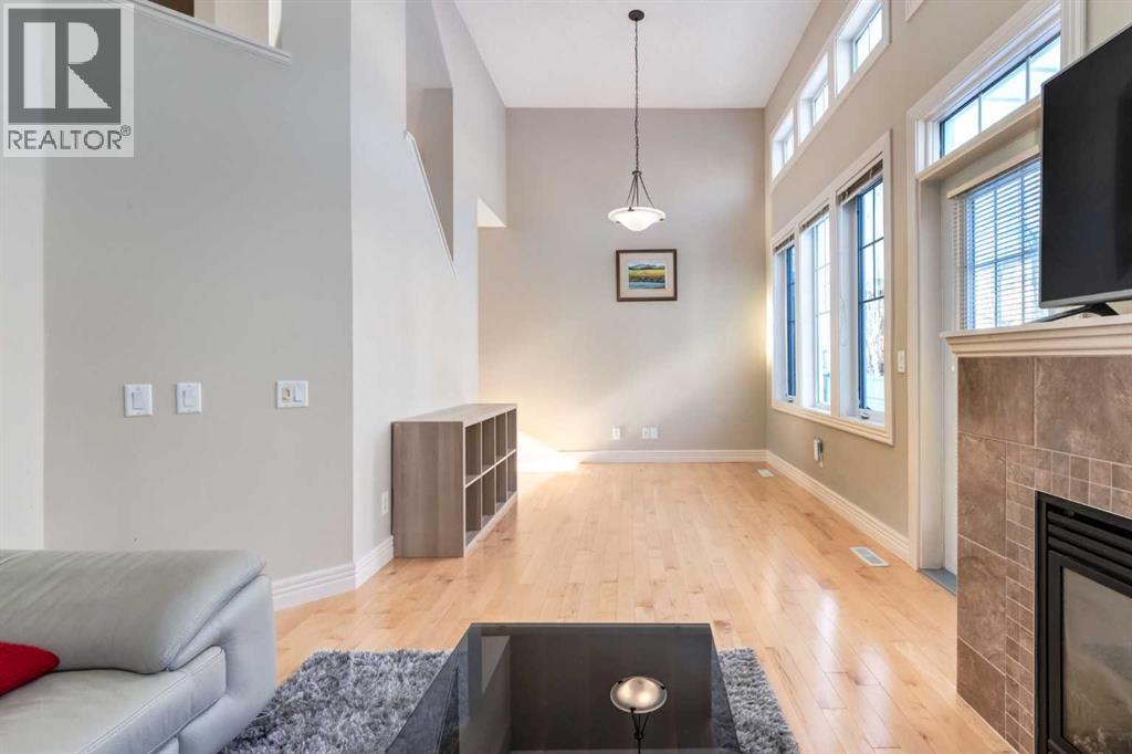 Single Family House 4 Level for Sale in  Royal Oak Plaza NW Royal Oak Calgary 