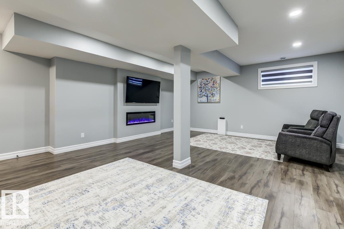1005 DOWNEY WY NW - 54