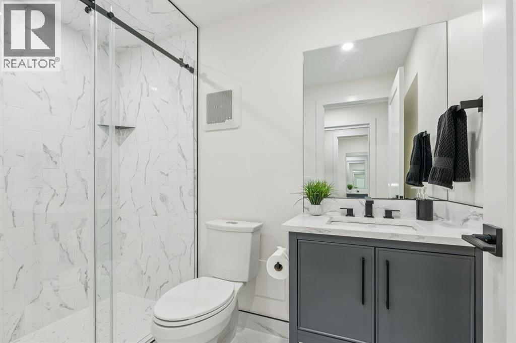 Single Family House for Sale in  Silvergrove Drive NW Silver Springs Calgary 