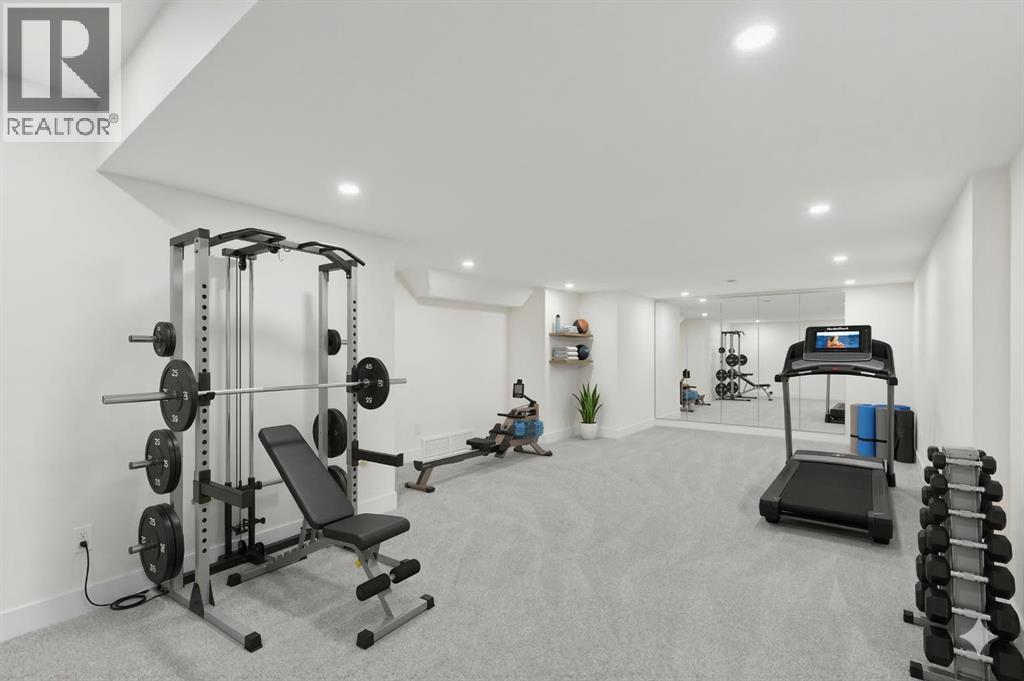 Single Family House for Sale in  Silvergrove Drive NW Silver Springs Calgary 