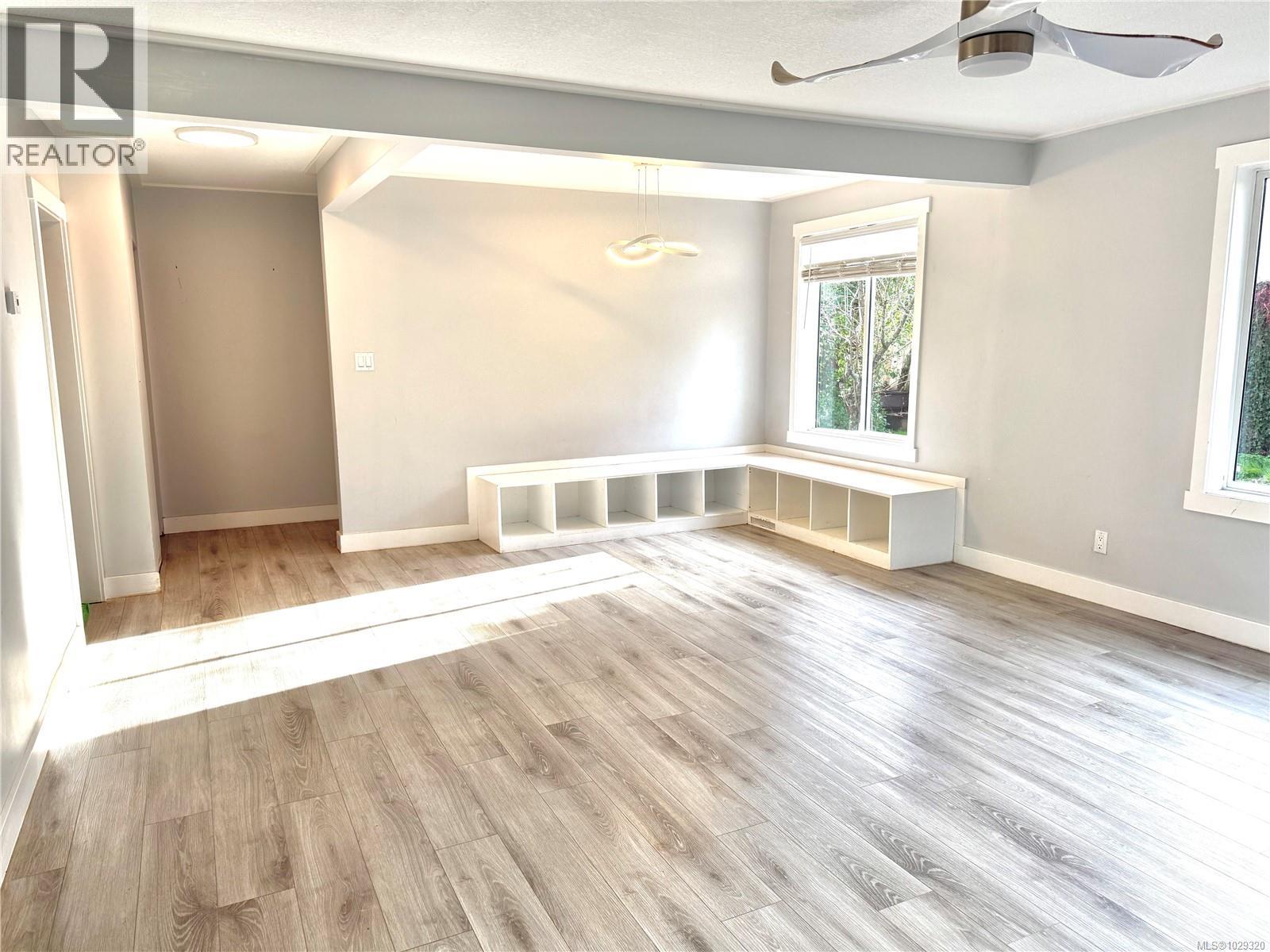 4021 8th Ave - 4