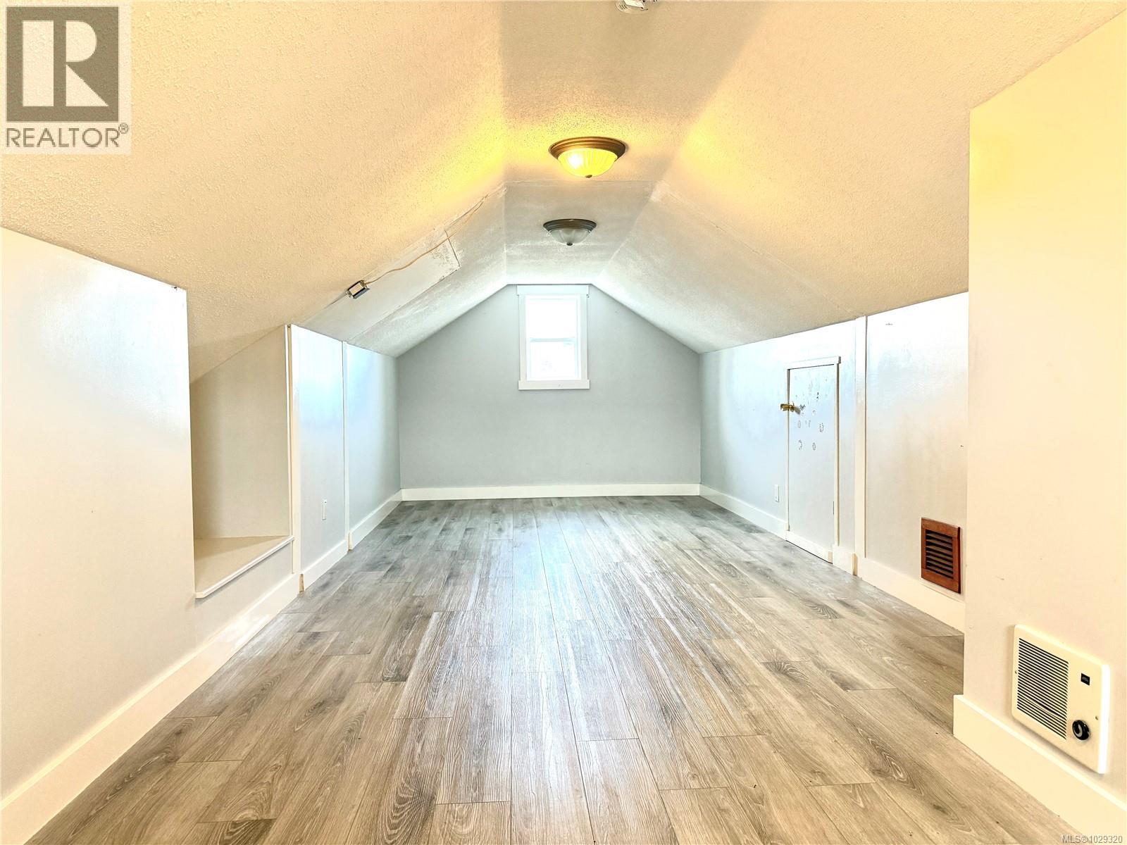 4021 8th Ave - 7