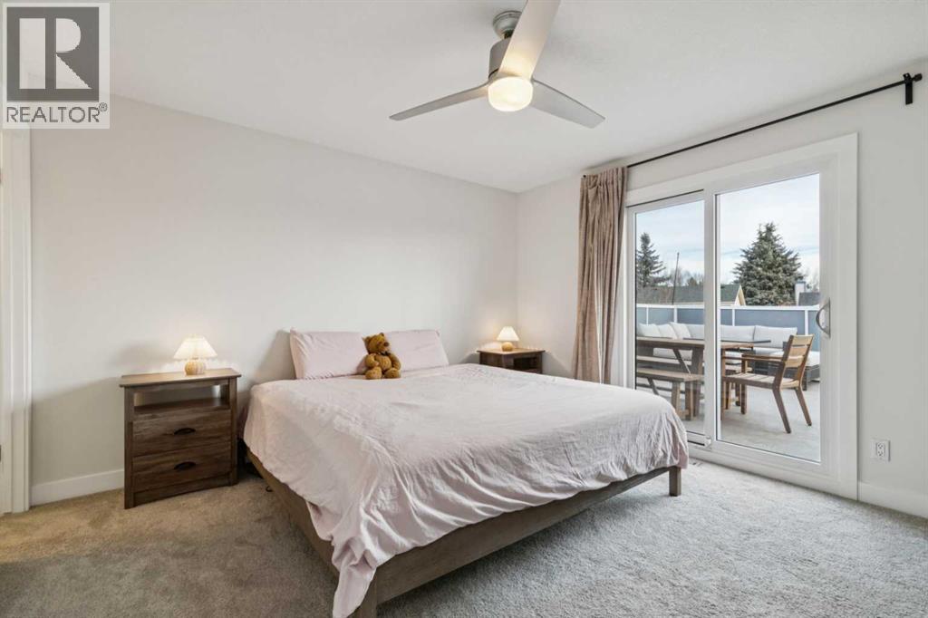 Single Family House 4 Level for Sale in  Shawcliffe Bay SW Shawnessy Calgary 