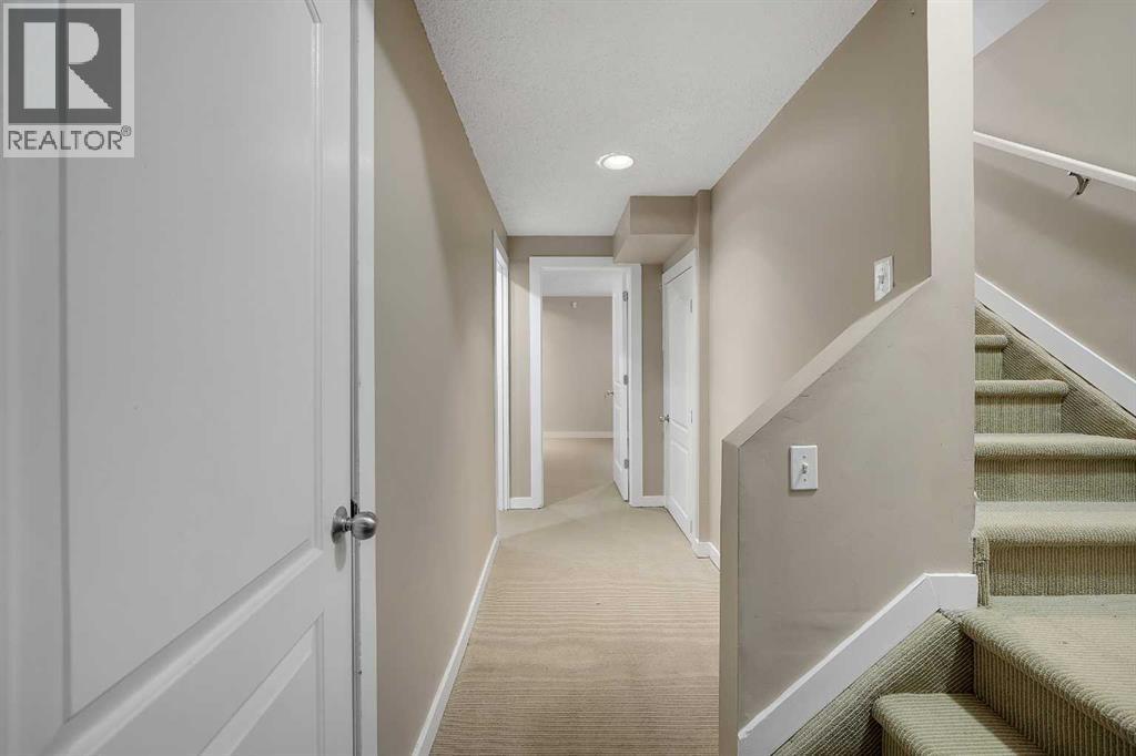 Single Family House for Sale in  New Brighton Drive New Brighton Calgary 