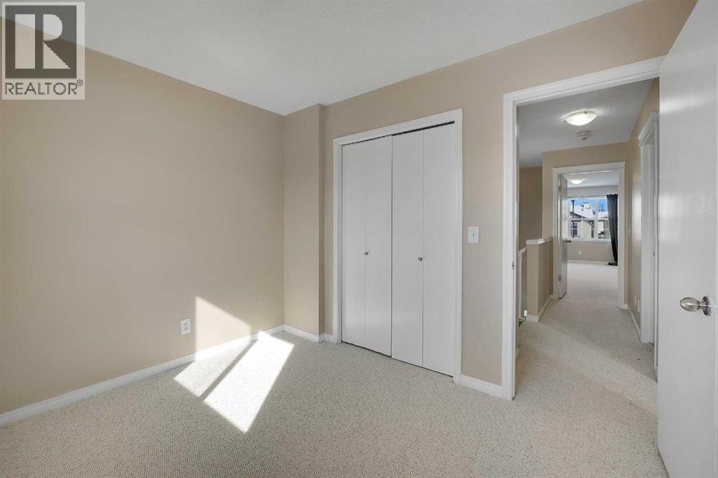 Single Family House for Sale in  New Brighton Drive New Brighton Calgary 