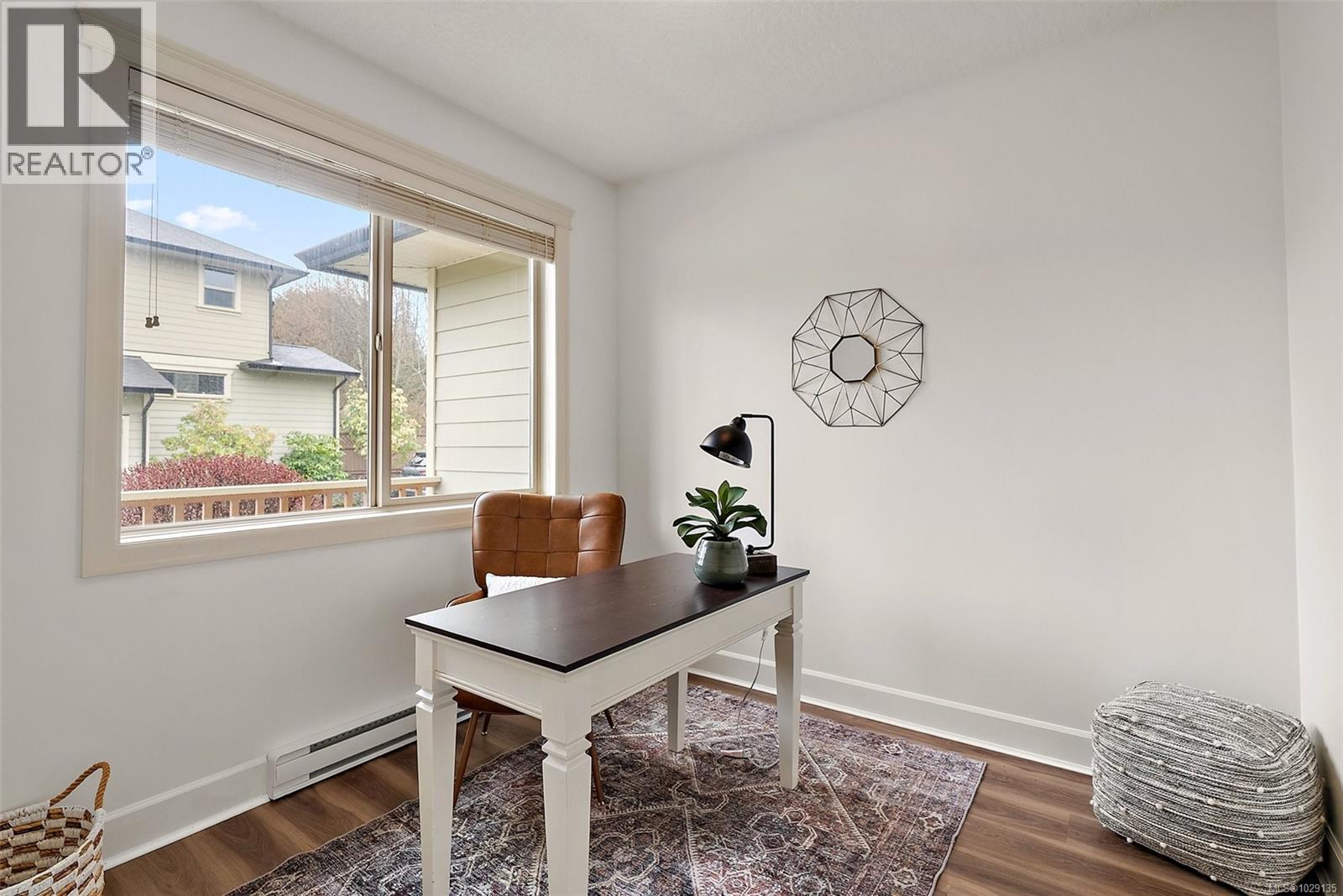 #122 2253 TOWNSEND RD - 16