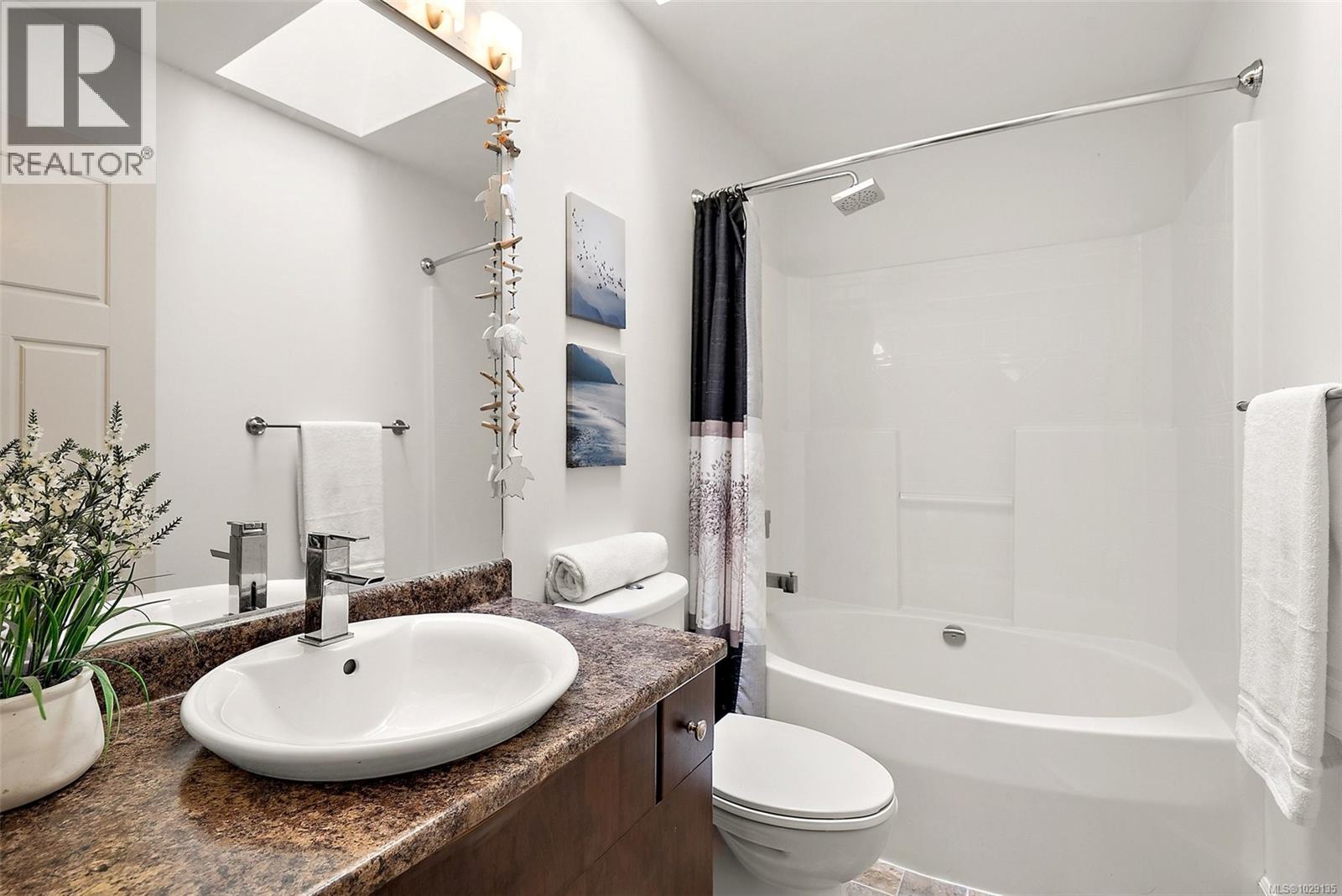 #122 2253 TOWNSEND RD - 19