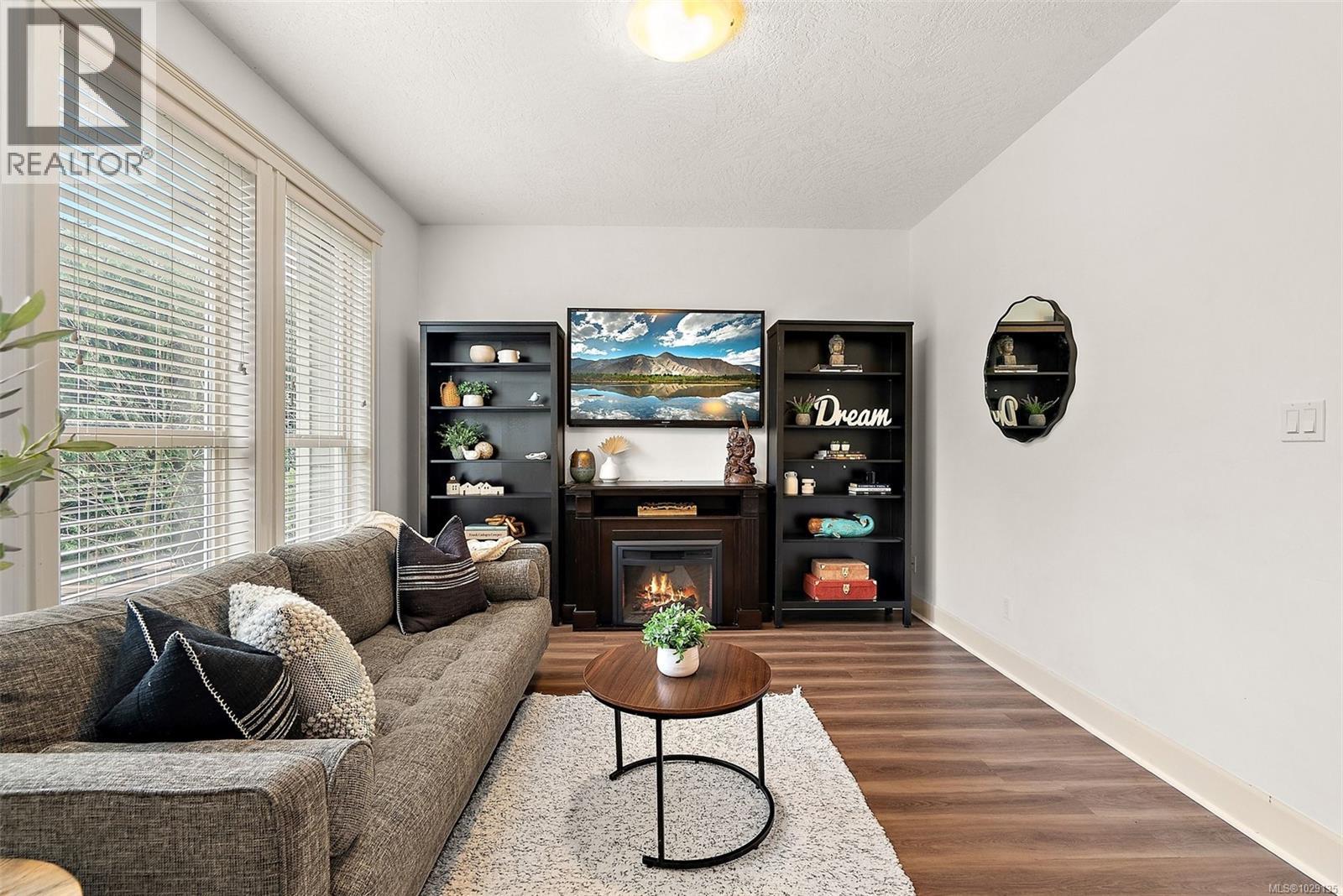 #122 2253 TOWNSEND RD - Image 3