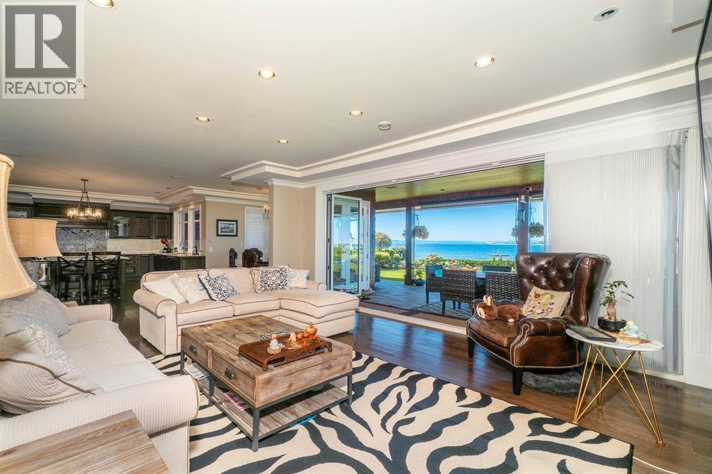 768 TSAWWASSEN BEACH Road, Delta