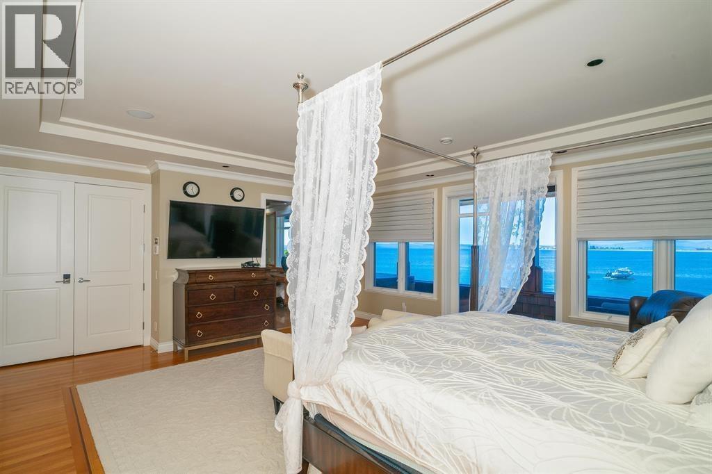 768 TSAWWASSEN BEACH Road, Delta