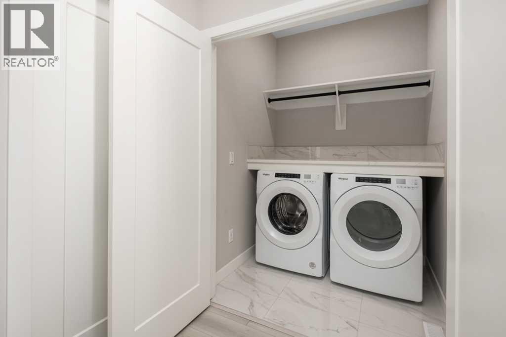 Single Family House for Sale in    Avenue SW West Springs Calgary 