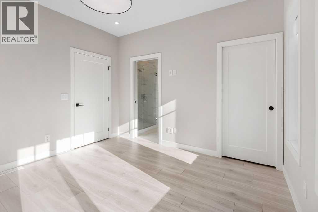 Single Family House for Sale in    Avenue SW West Springs Calgary 