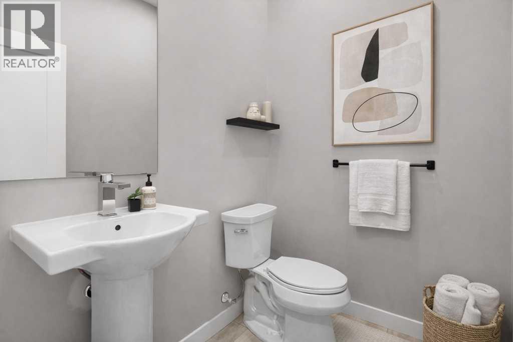 Single Family House for Sale in    Avenue SW West Springs Calgary 