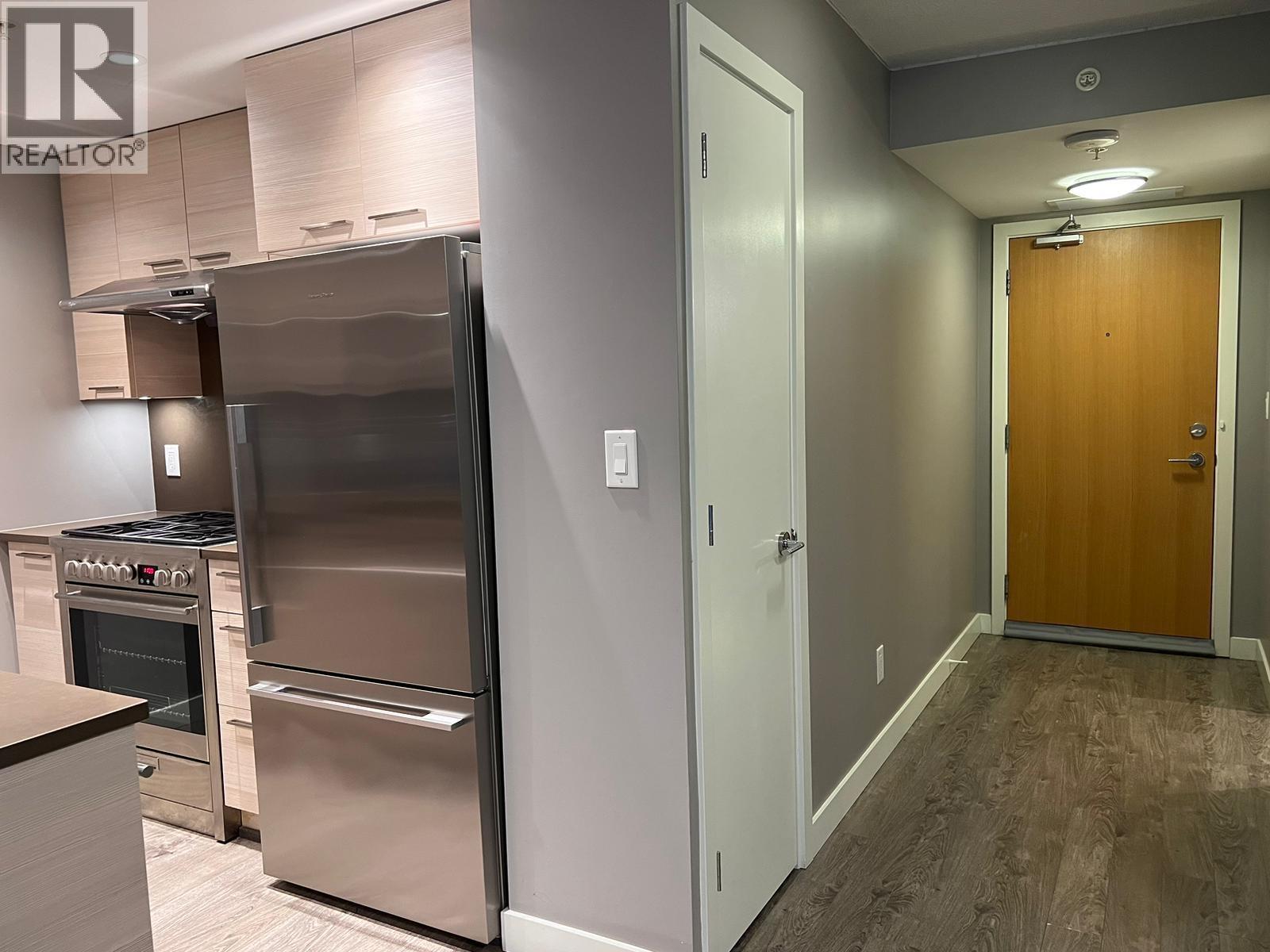 #915-6288 NO. 3 Road, Richmond