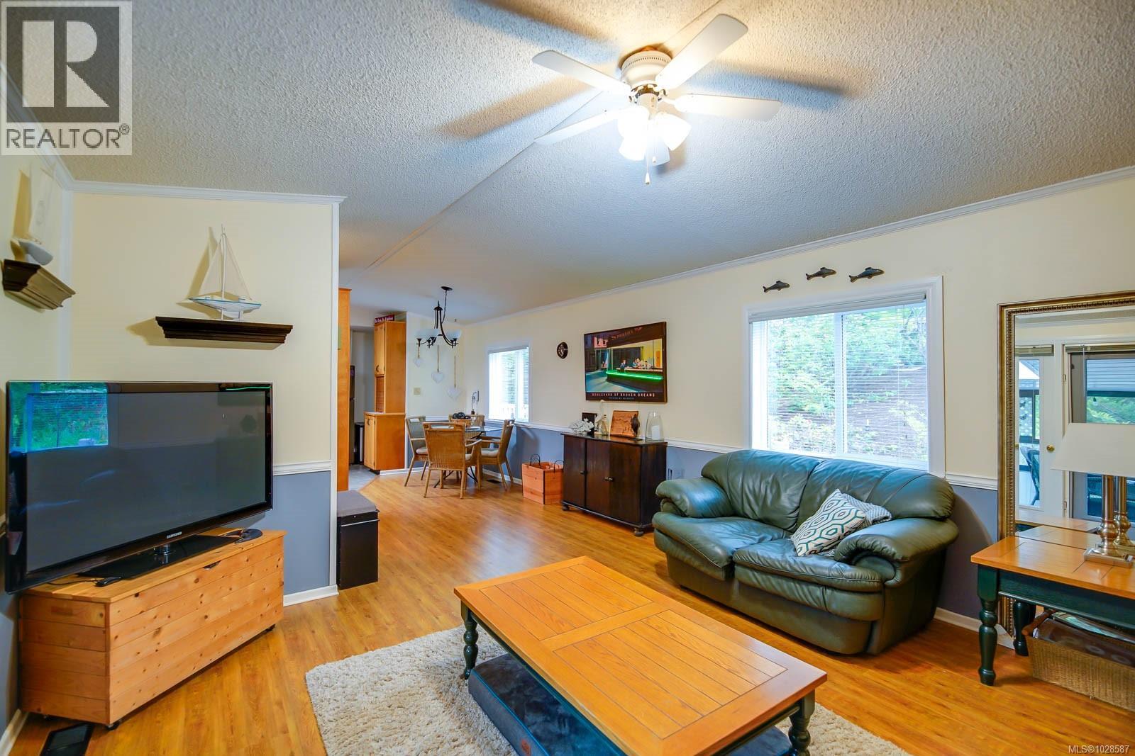 #77 10325 Lakeshore Rd - 11