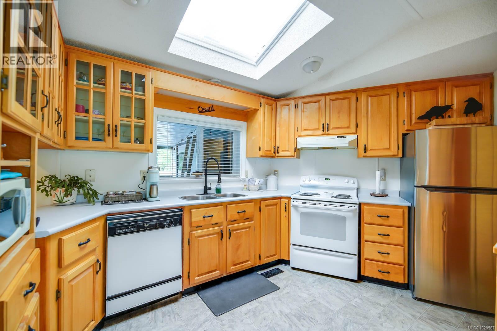 #77 10325 Lakeshore Rd - 13