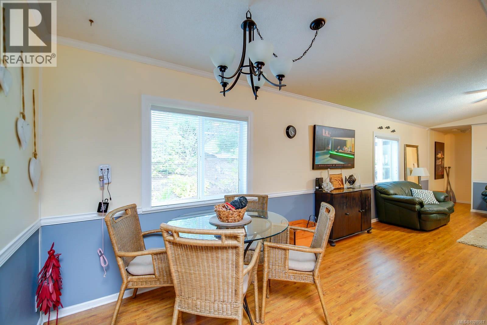 #77 10325 LAKESHORE RD - 17