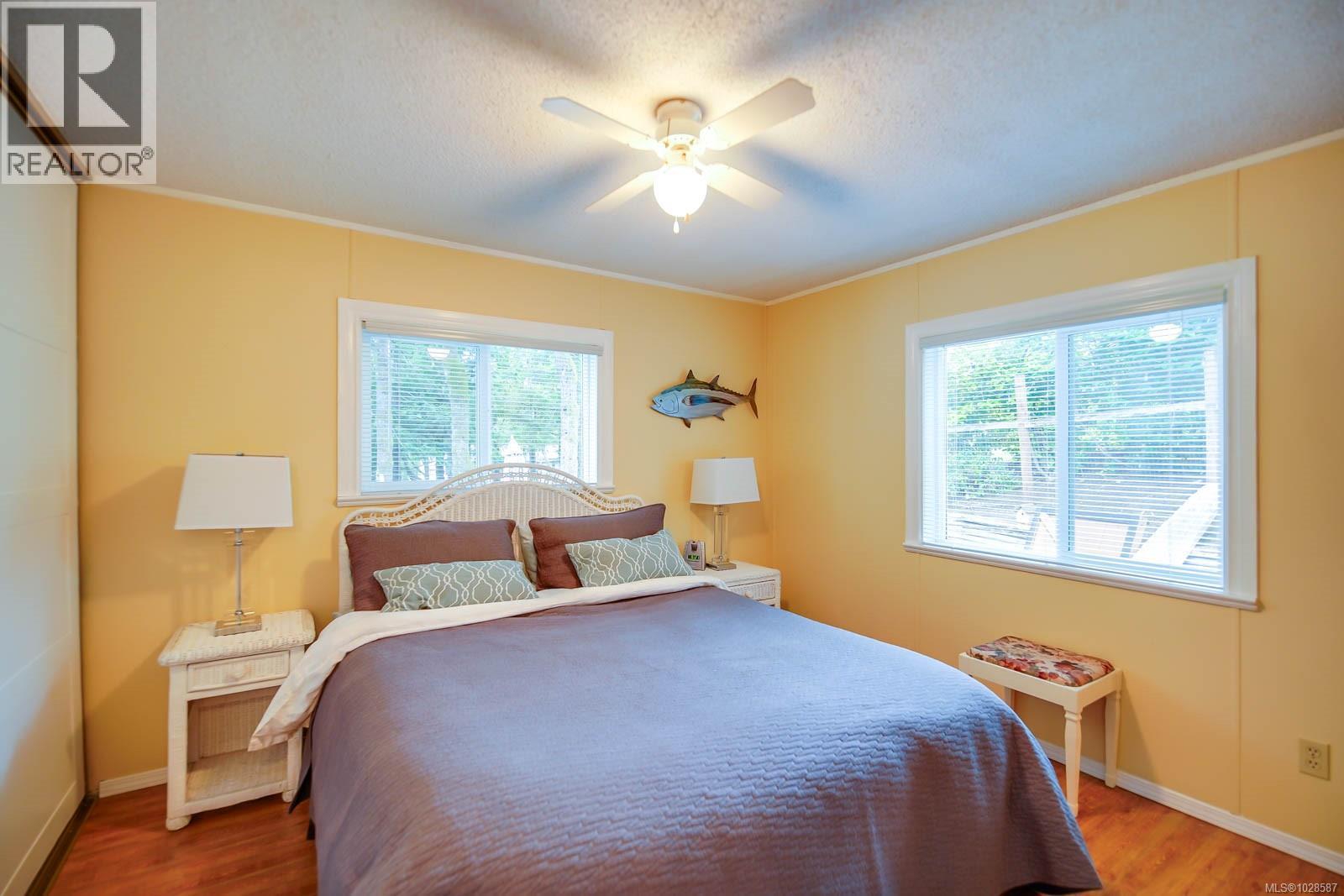 #77 10325 LAKESHORE RD - 24