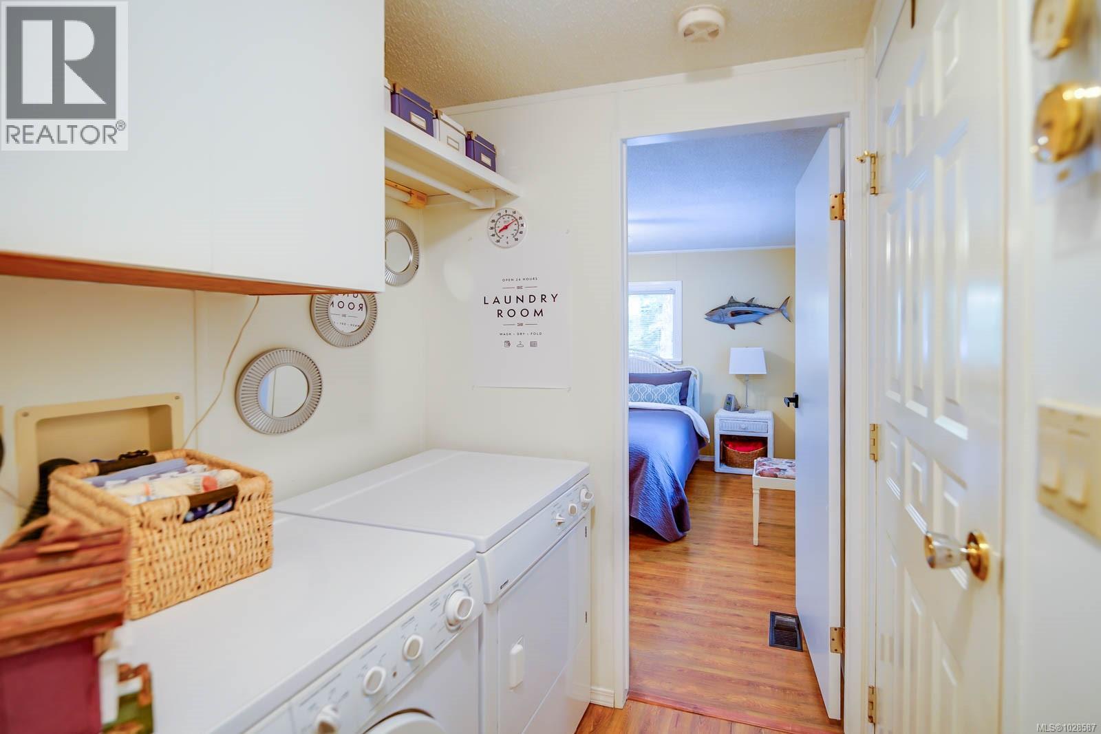 #77 10325 Lakeshore Rd - 29