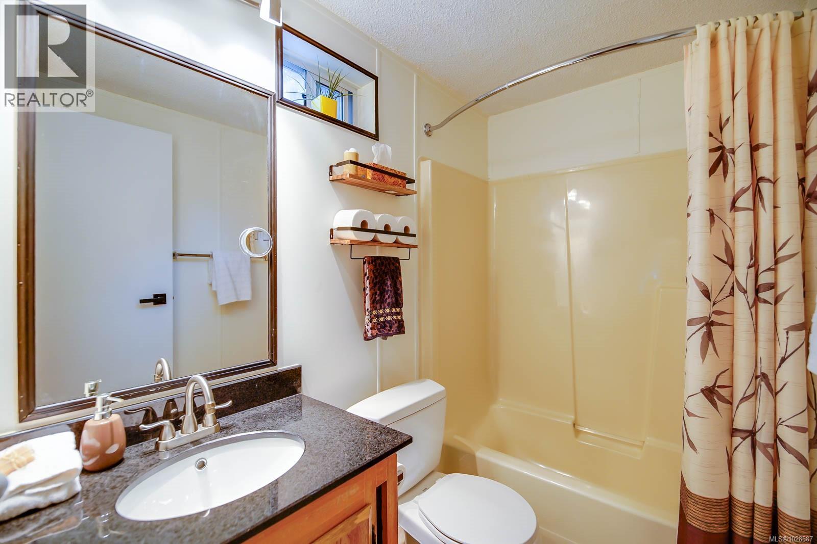 #77 10325 Lakeshore Rd - 34