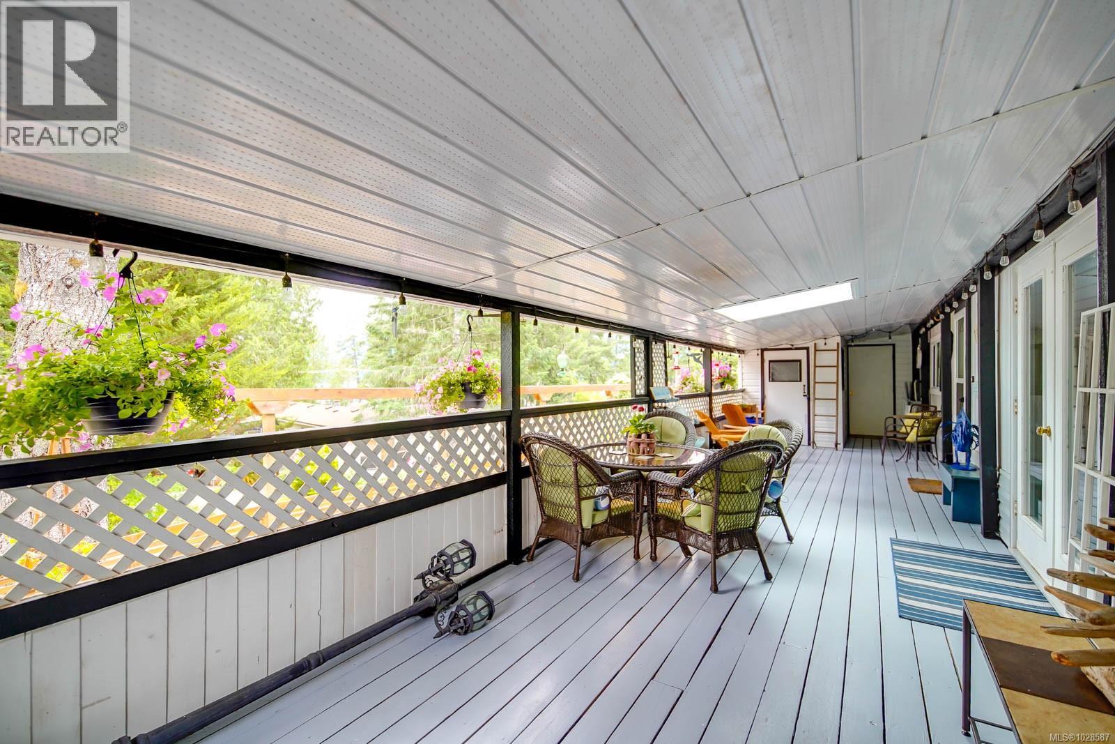 #77 10325 LAKESHORE RD - 44