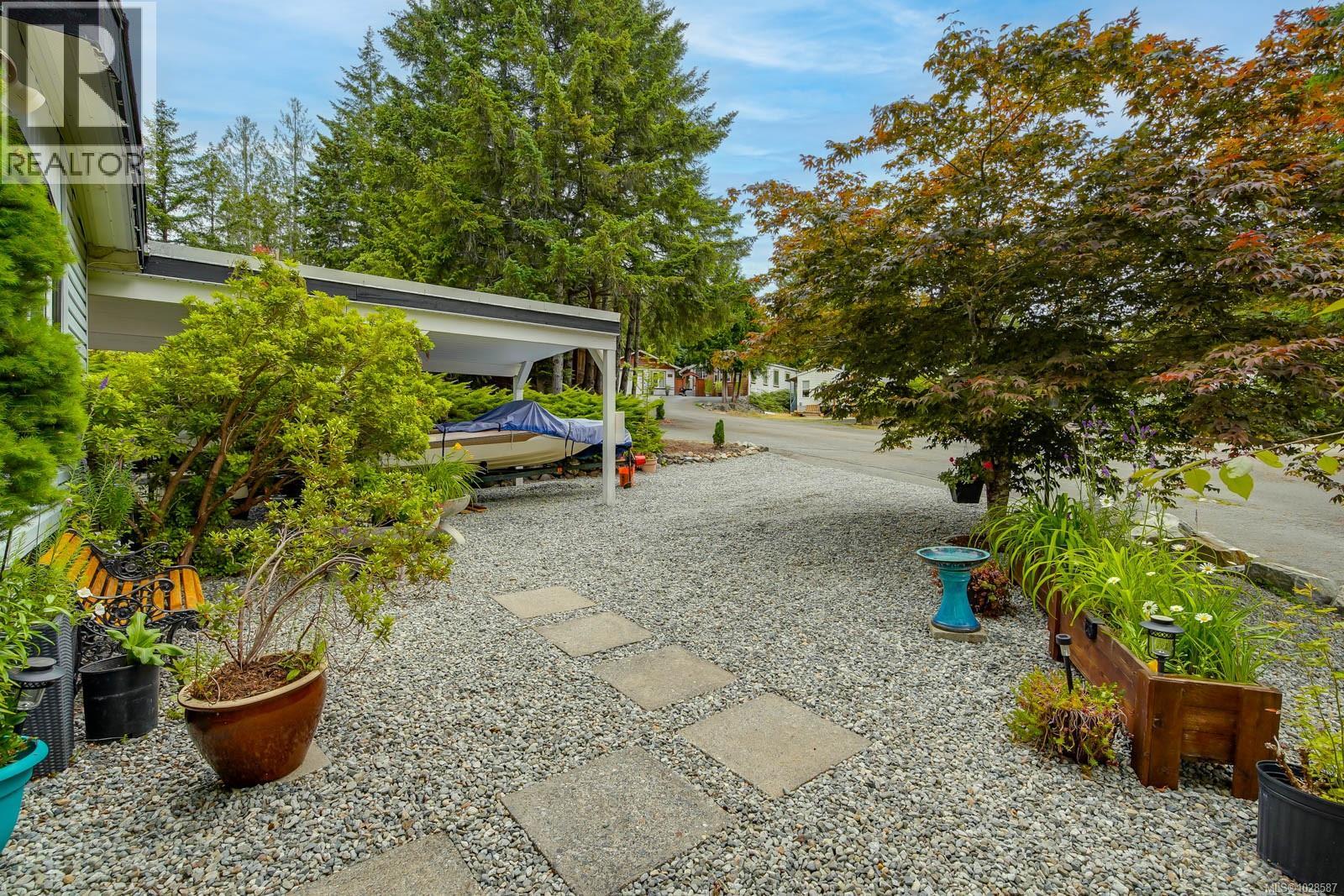 #77 10325 LAKESHORE RD - 47