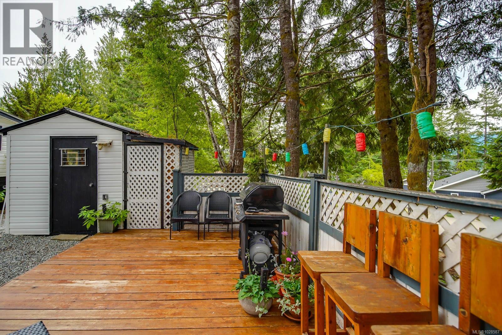#77 10325 Lakeshore Rd - 54