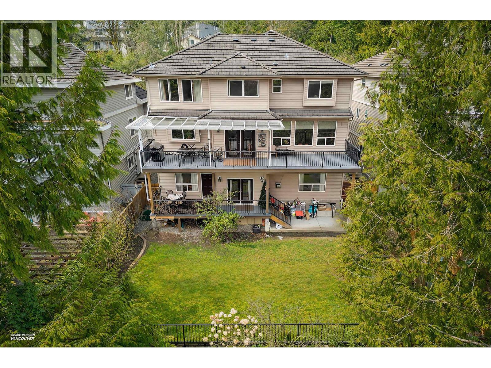440 HYCROFT STREET, Port Moody